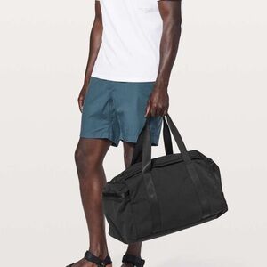 lululemon athletica Black Command the Day Duffle